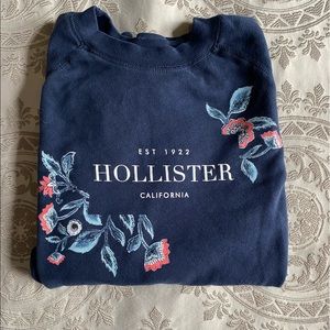 Hollister Crew Neck